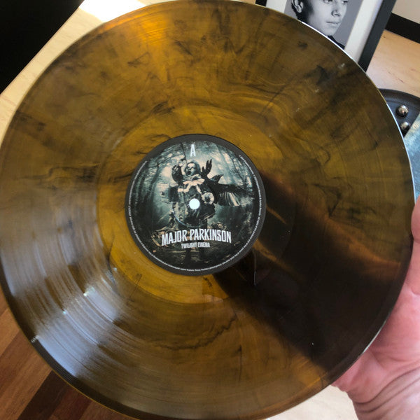 Twilight Cinema | Mint (M) Mint (M)