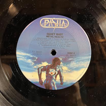 Metal Health (VINYL) | Excellent (EX) Near Mint (NM or M-)