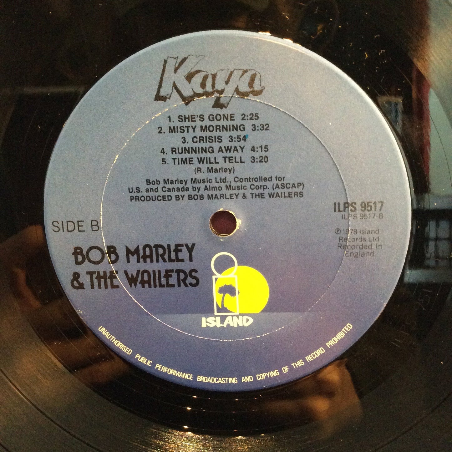 Kaya (VINYL) | Near Mint- (NM-) Near Mint (NM)