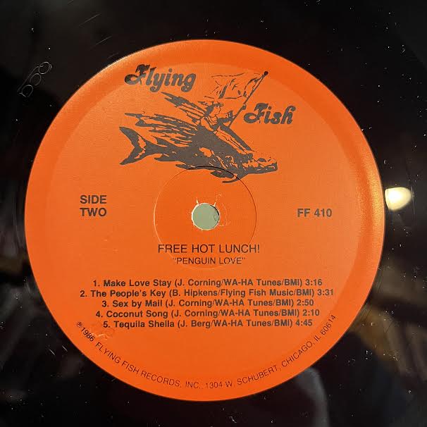 Penguin Love (VINYL) | Near Mint (NM or M-) Near Mint- (NM-)