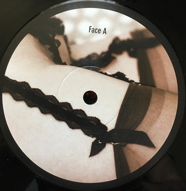 Musique Classée X | Mint (M) Mint (M)