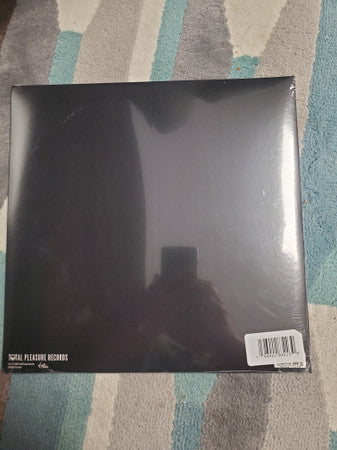 All Born Screaming | Mint (M) Mint (M)