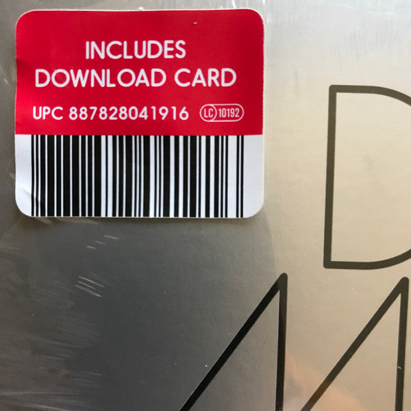 Mystic Familiar | Mint (M) Mint (M)