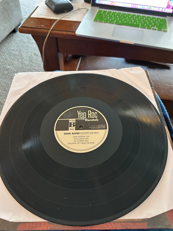 Eleven Eleven | Mint (M) Mint (M)