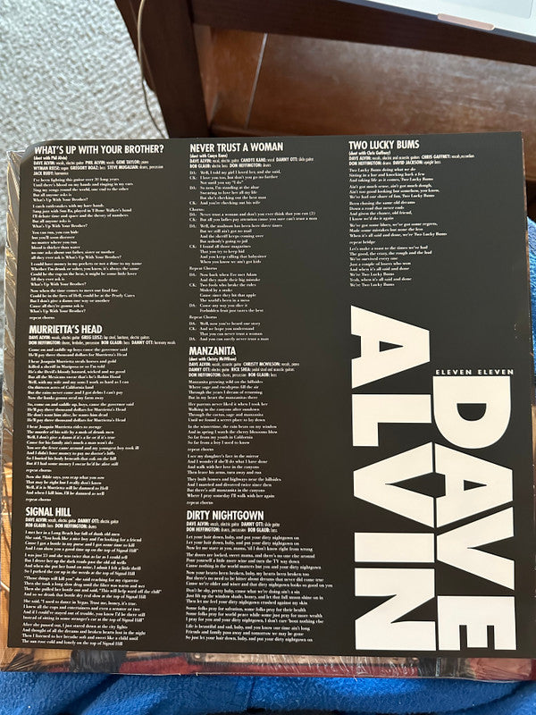 Eleven Eleven | Mint (M) Mint (M)