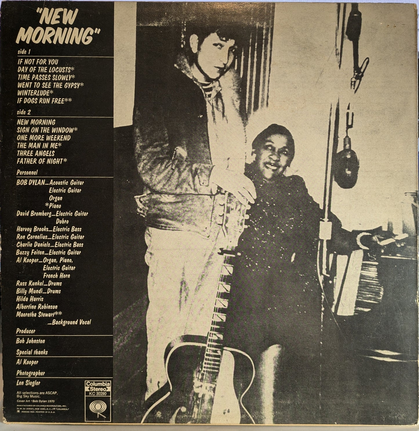 New Morning (VINYL) | Very Good Plus (VG+) Very Good Plus (VG+)
