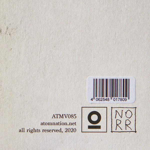 New Light | Mint (M) Mint (M)