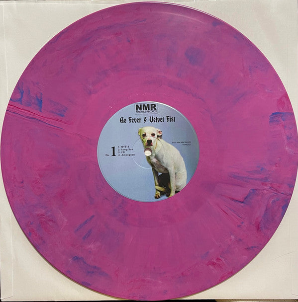 Velvet Fist | Mint (M) Mint (M)