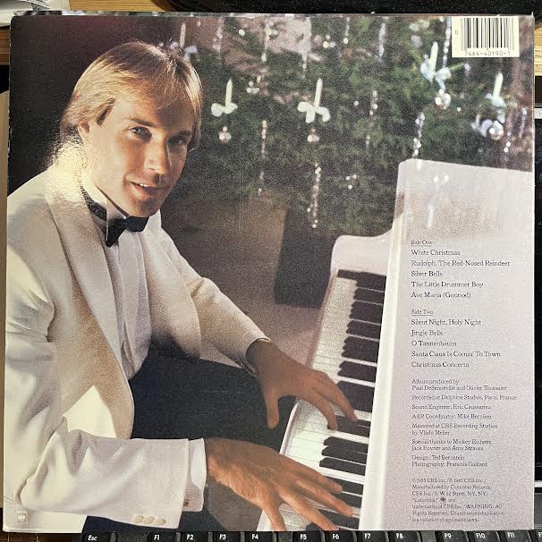 A Romantic Christmas (VINYL) | Near Mint (NM or M-) Near Mint (NM or M-)