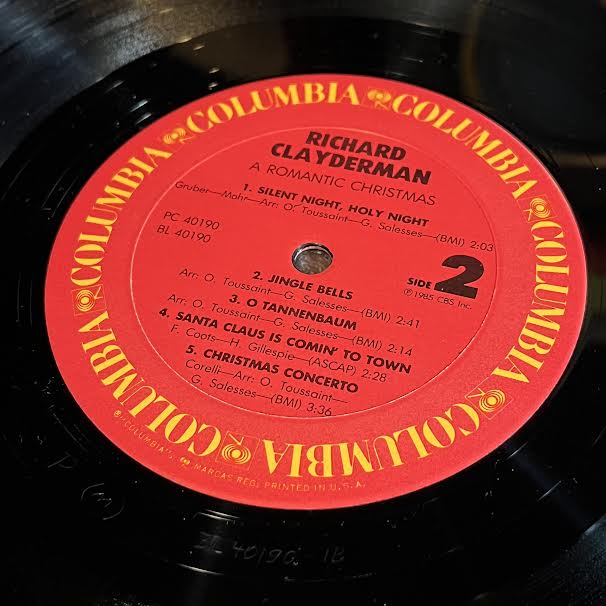 A Romantic Christmas (VINYL) | Near Mint (NM or M-) Near Mint (NM or M-)