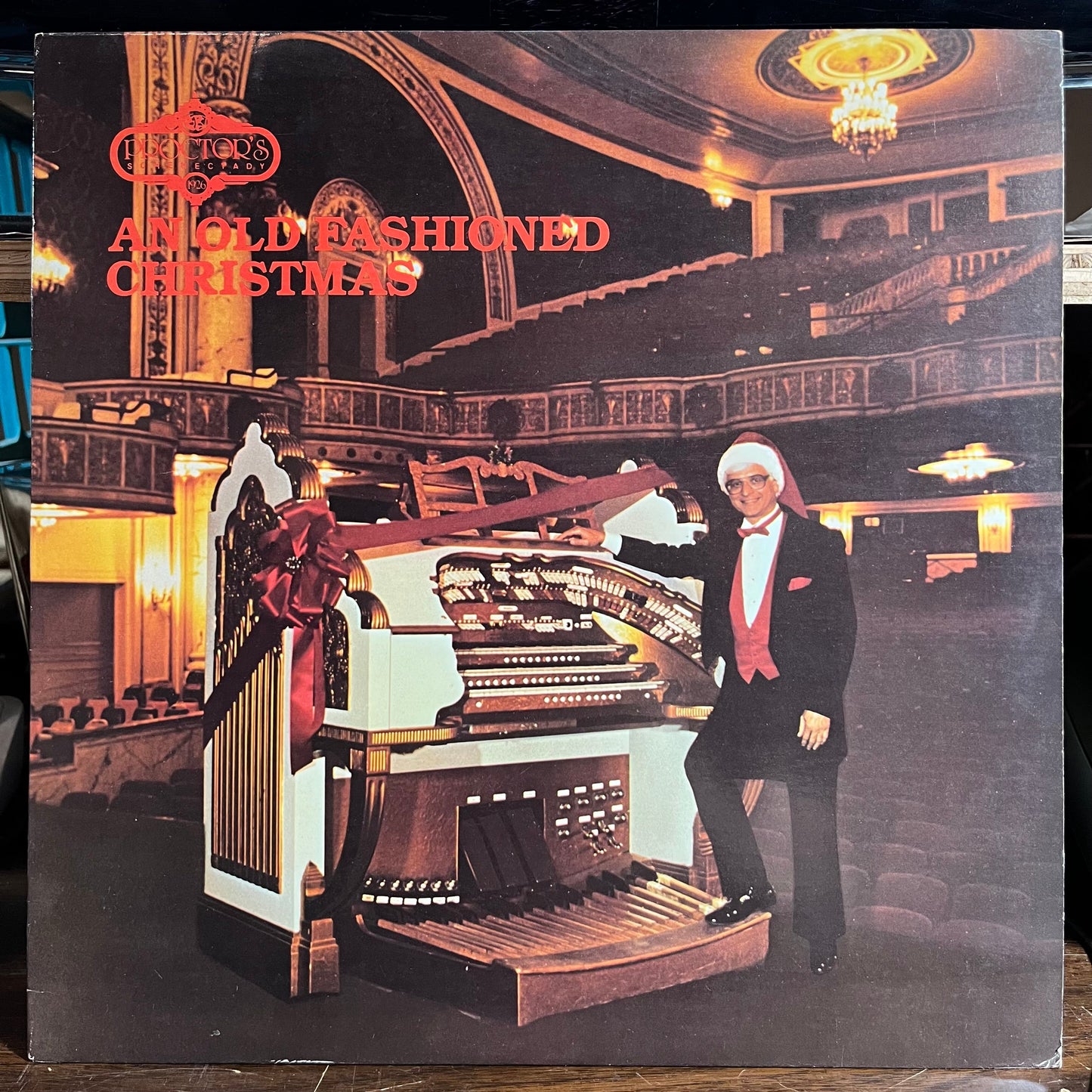 An Old Fashioned Christmas - Proctor's Schenectady (VINYL) | Near Mint (NM or M-) Near Mint (NM or M-)- X Vinyl Record