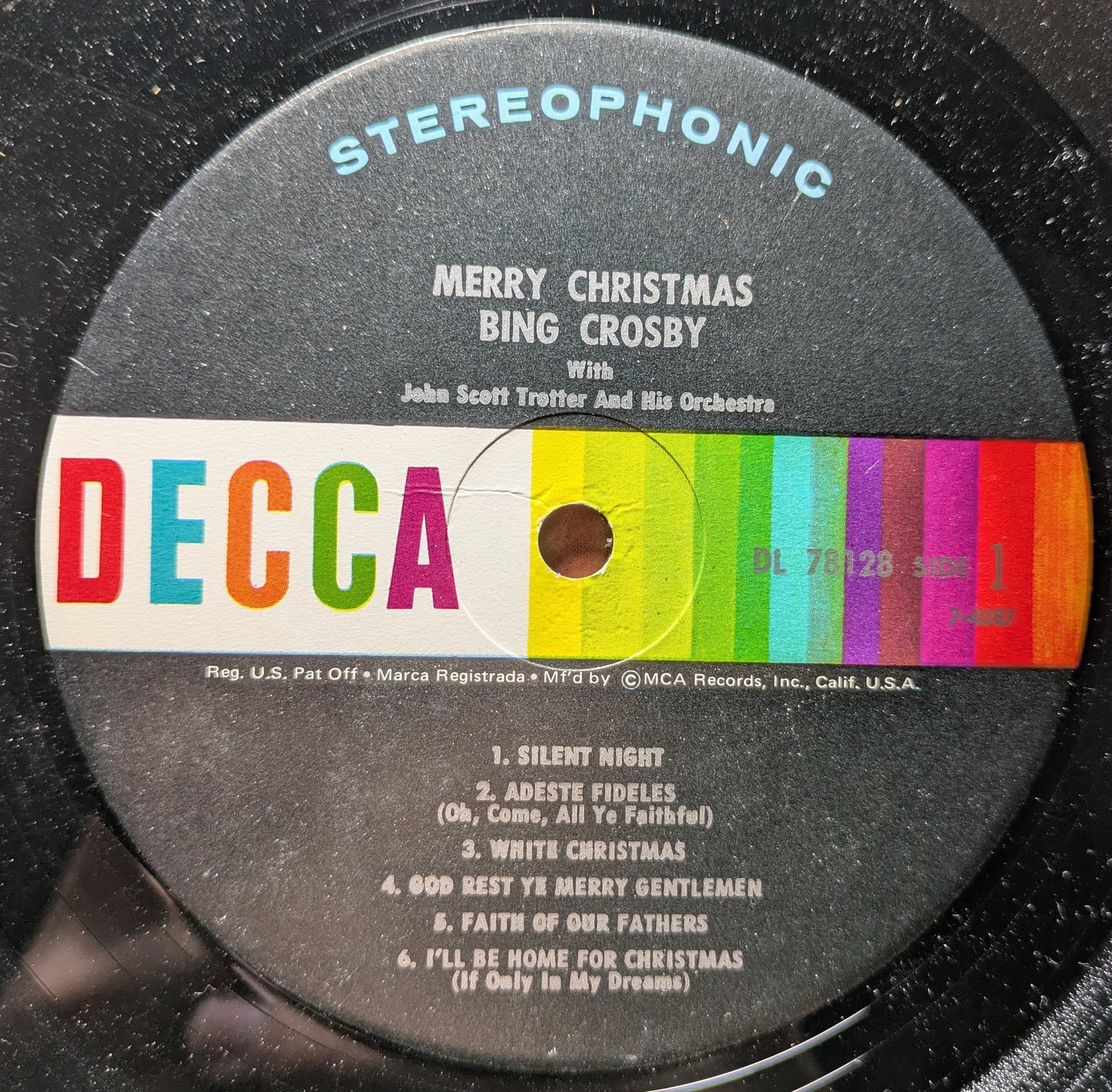 Merry Christmas (VINYL) | Very Good Plus (VG+) Very Good (VG)