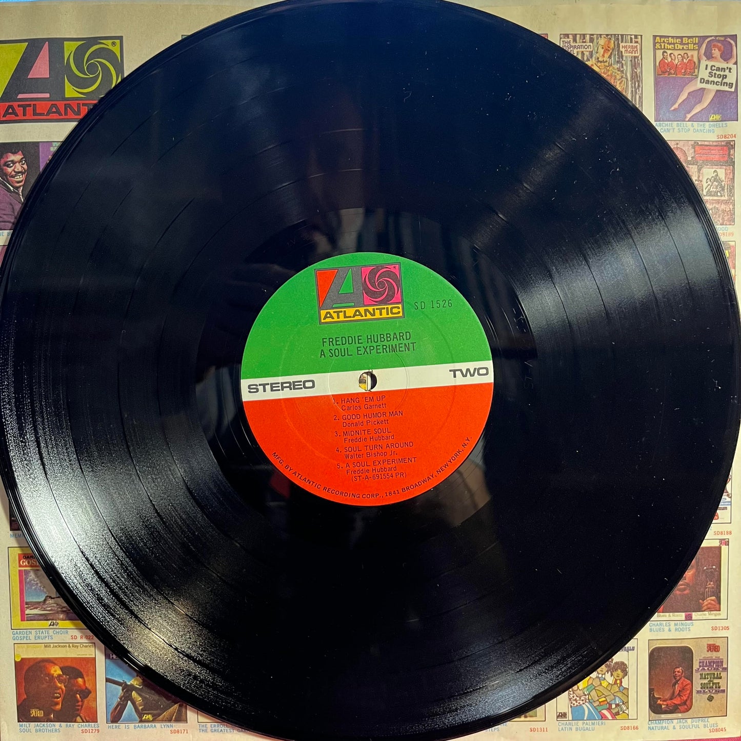 A Soul Experiment *SHRINK/PRESSWELL* |