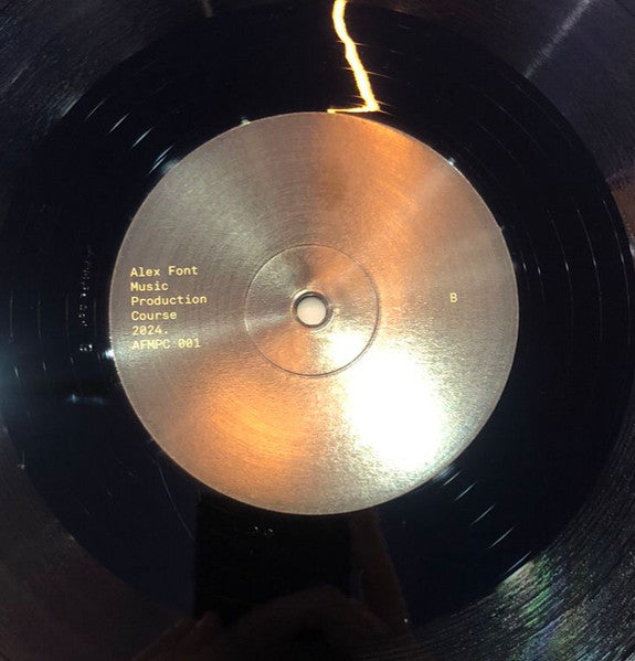 AFMPC 001 | Mint (M) Mint (M)