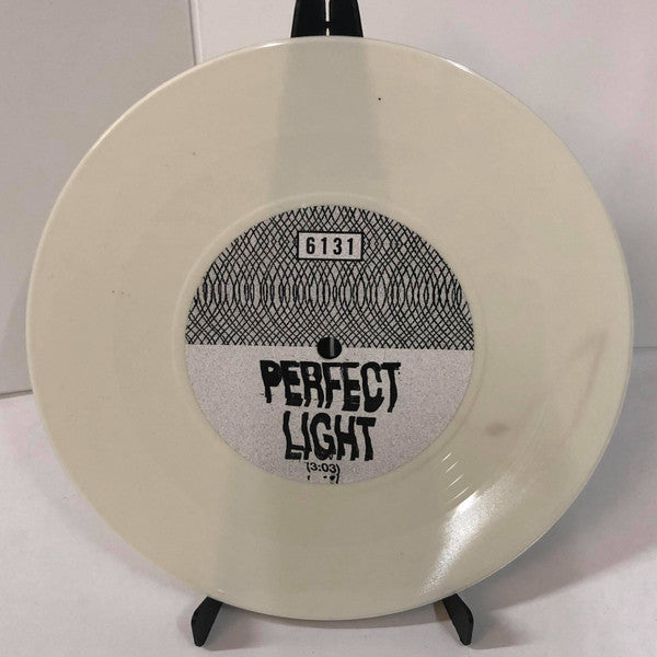 Spray Paint The Dog (7" WHITE VINYL) | Mint (M) Mint (M)