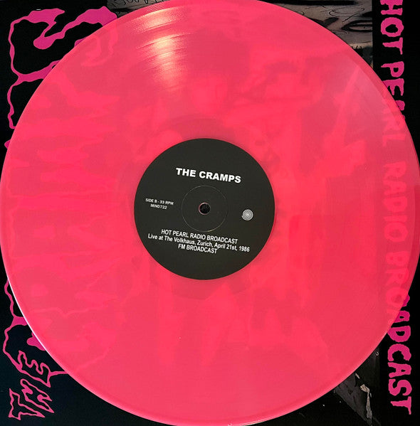 Hot Pearl Radio Broadcast | Mint (M) Mint (M)