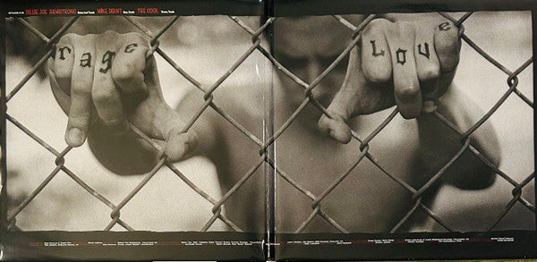 American Idiot (WALMART RED 2xVINYL) | Near Mint (NM or M-) Near Mint (NM or M-)