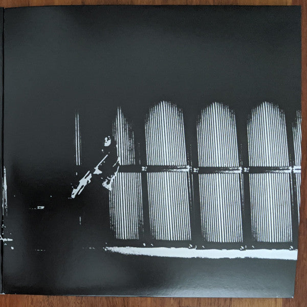 Population II | Mint (M) Mint (M)