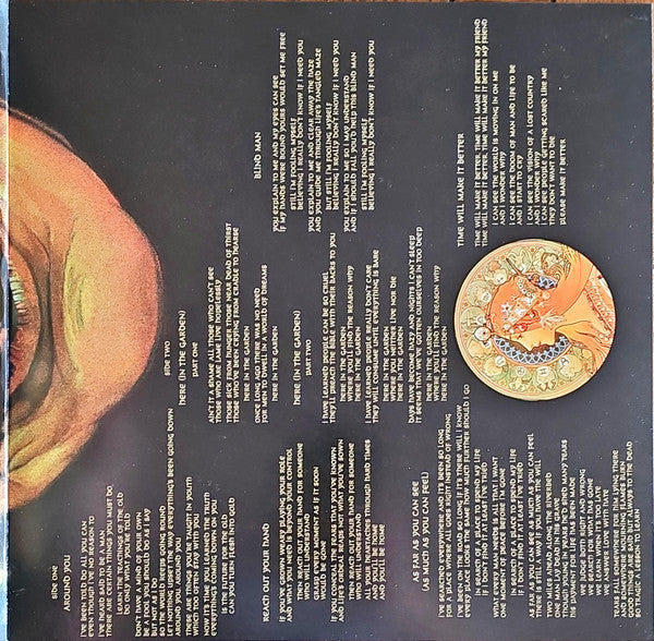 In The Garden | Mint (M) Mint (M)