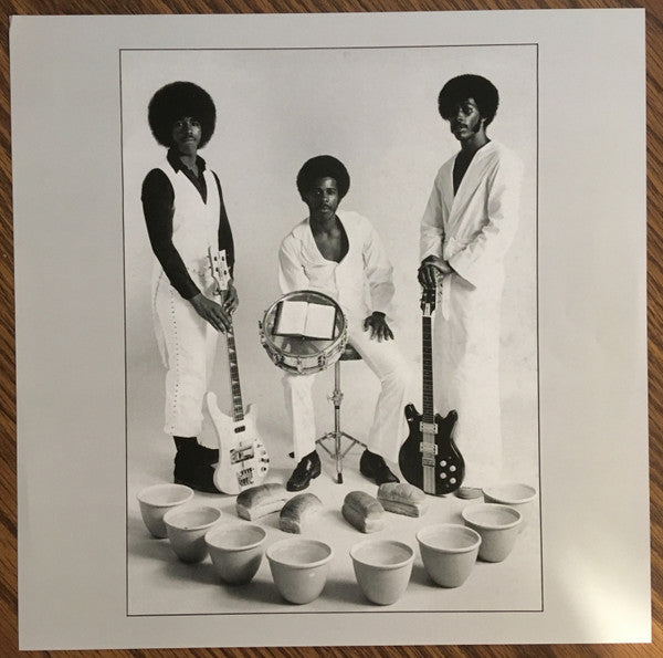 The 4th Movement | Mint (M) Mint (M)