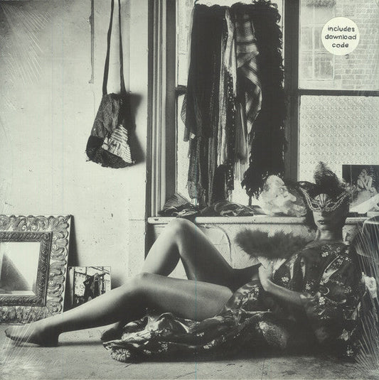 A Walk In The Dark | Mint (M) Mint (M)