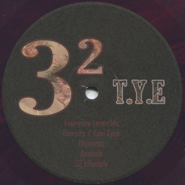 32 | Mint (M) Mint (M)