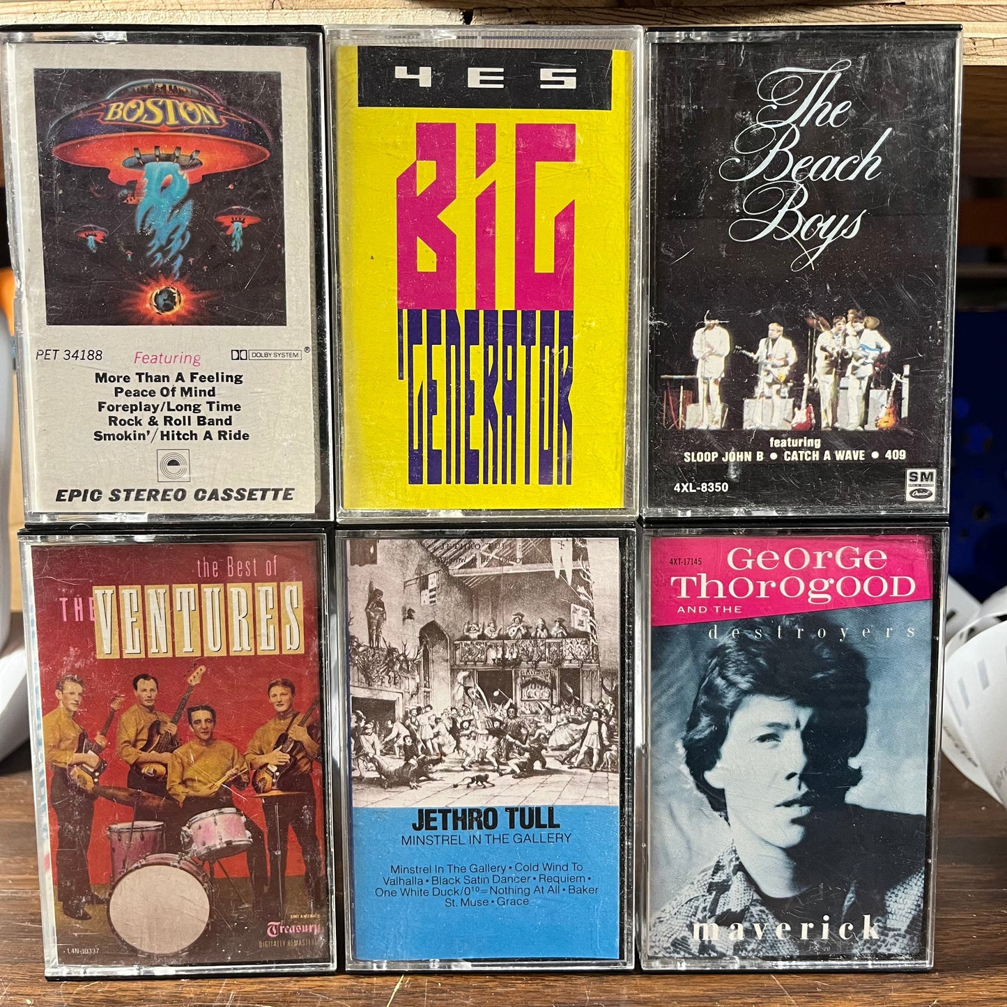 6 CASSETTE LOT / BOSTON / YES / BEACH BOYS / VENTURES / JETHRO TULL / GEORGE THOROGOOD | Very Good Plus (VG+) Very Good Plus (VG+)