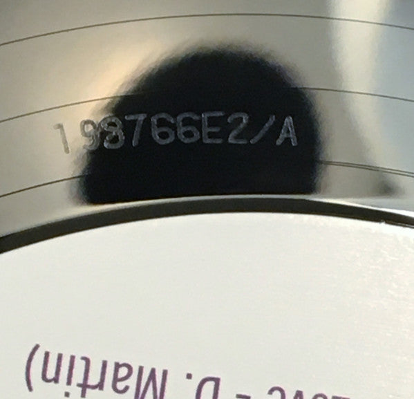 Smokin' | Mint (M) Mint (M)