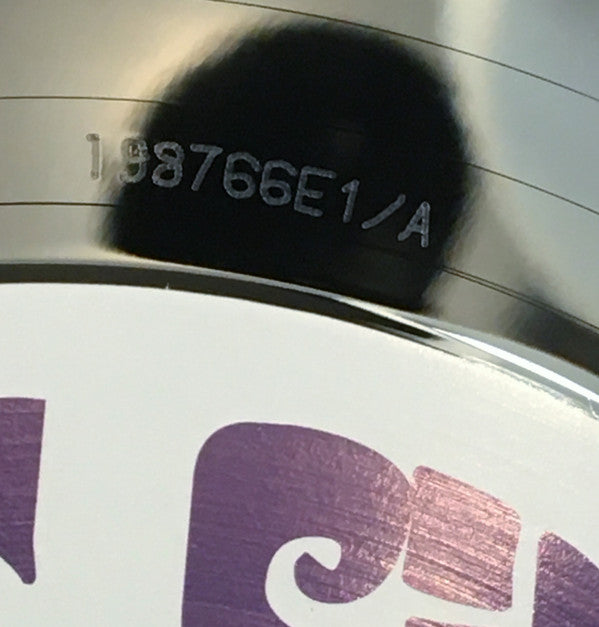 Smokin' | Mint (M) Mint (M)